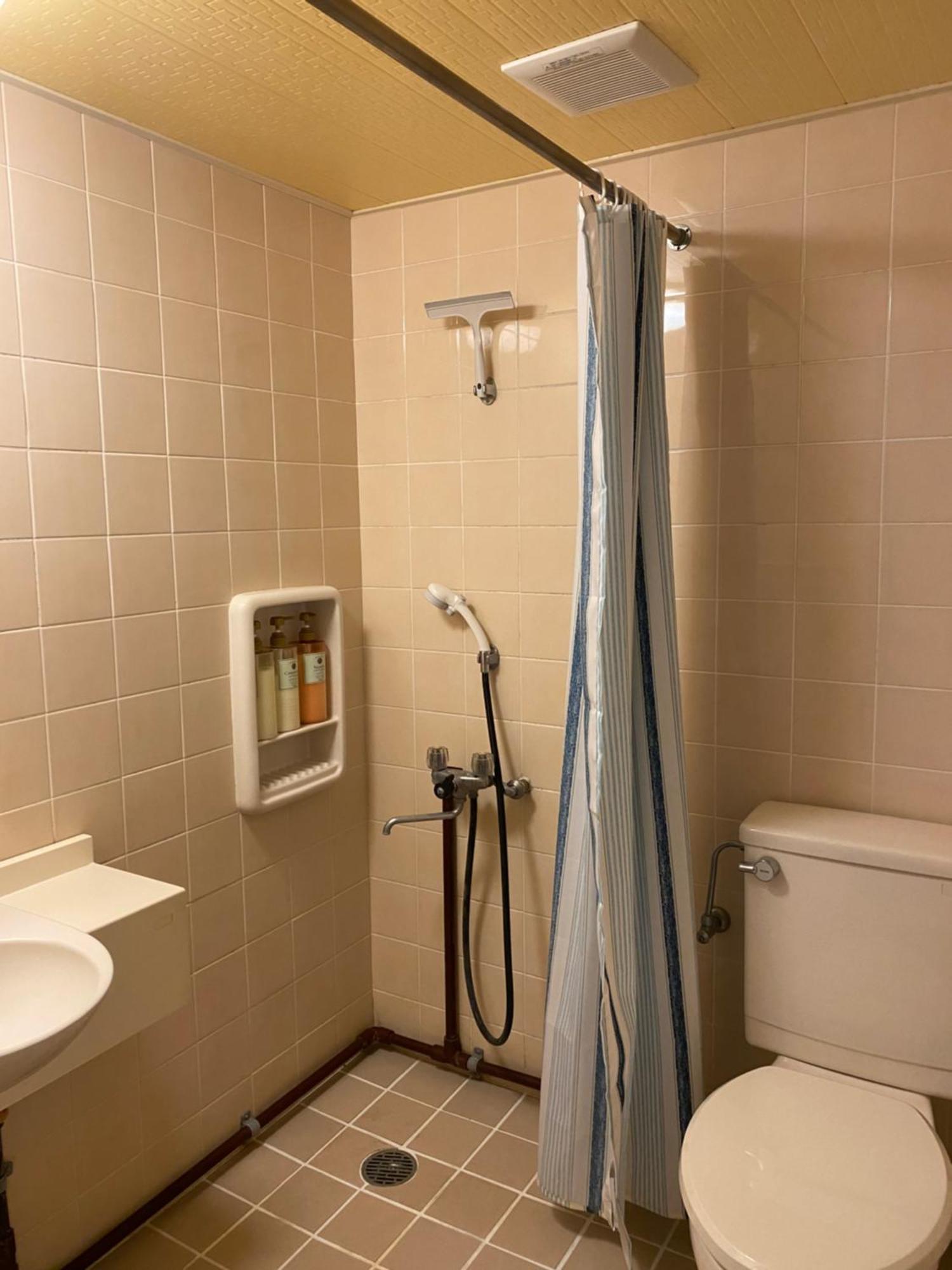 Joyful Rose Appartement Ginowan Buitenkant foto